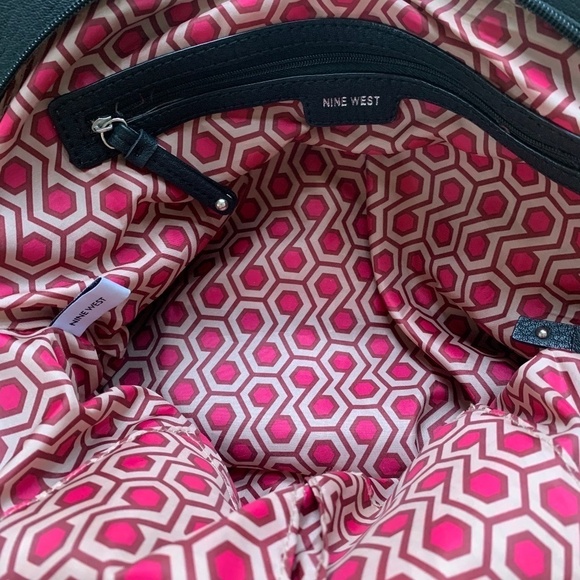 Nine‎ West Satchel Black Leather Purse Bag Pockets Lined Zip Handbag, Medium - Picture 9 of 11